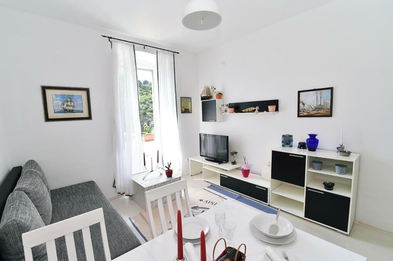 Apartman Manuela Rijeka Eksteriør billede