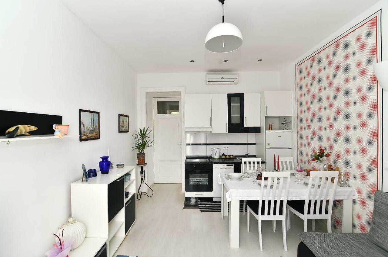 Apartman Manuela Rijeka Eksteriør billede